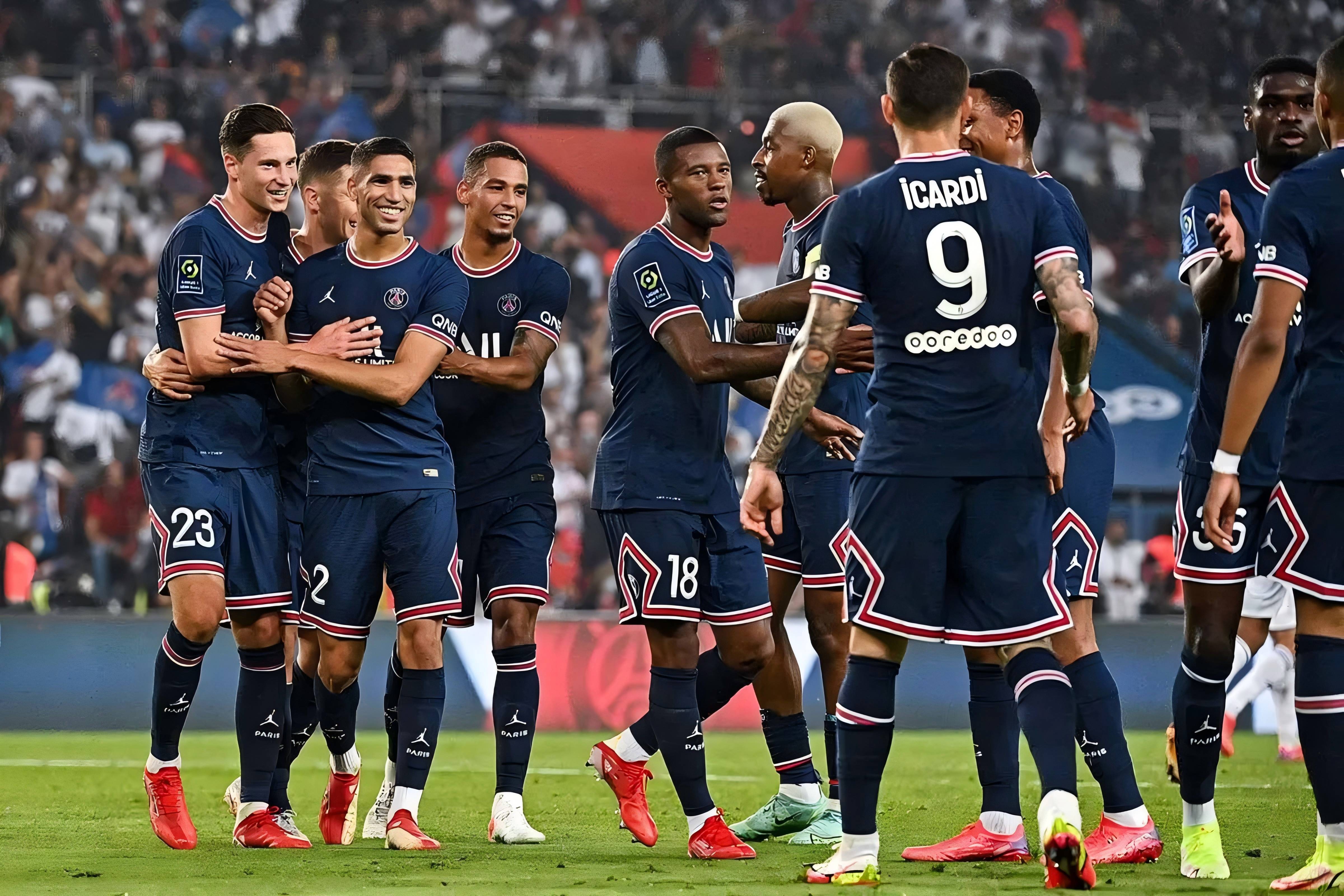 包含势均力敌：曼城战平巴黎圣日耳曼的词条