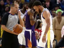 关于勇士NBA战胜菲尼克斯太阳库里三分雨的信息